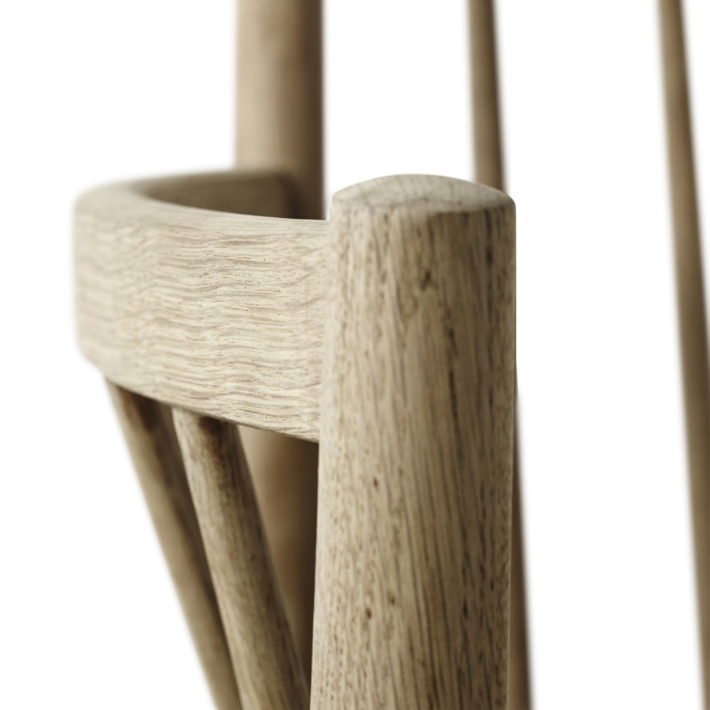 FDB_Möbler_J81_Oak_nature_Oiled_tammi_ravintolatuoli_puutuoli_käsinojat_04 - Edella