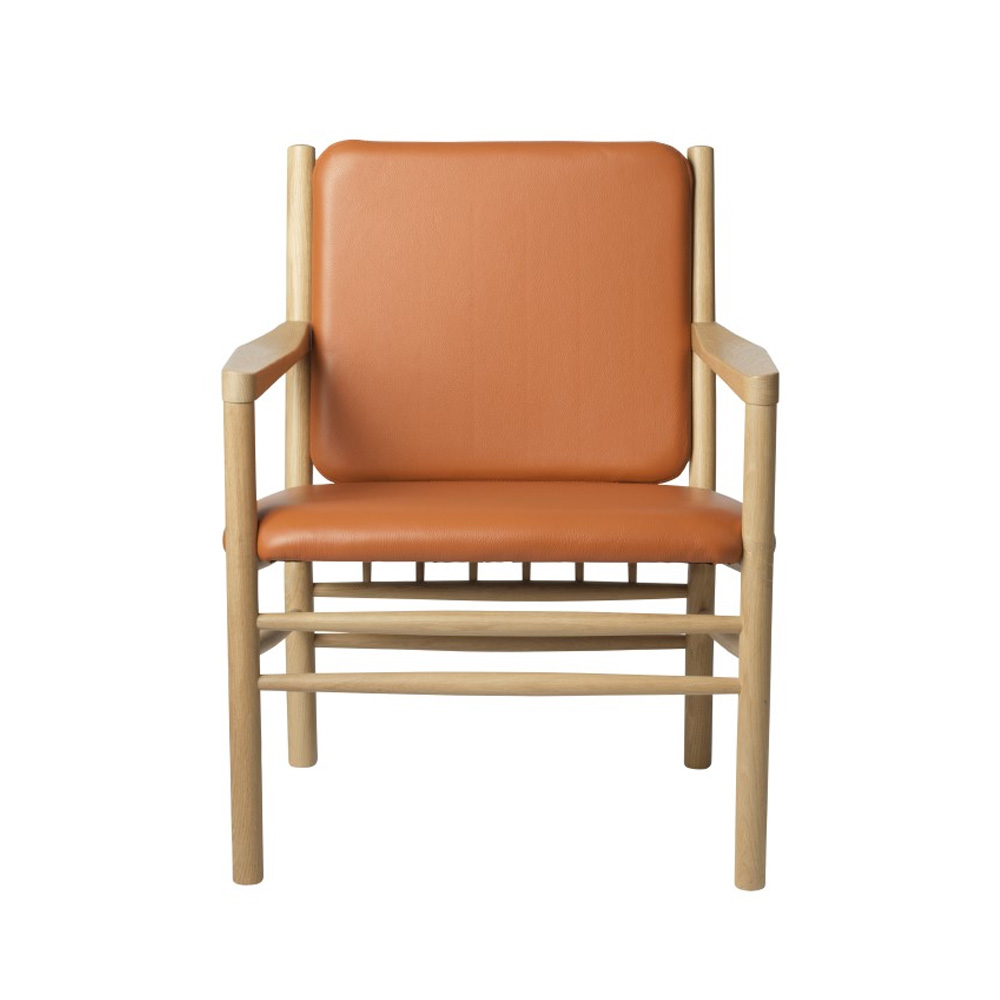 FDB_Möbler_J147_Oak_natural_tammi_nojatuoli_pinnatuoli_konjakki_nahka_02 - Edella