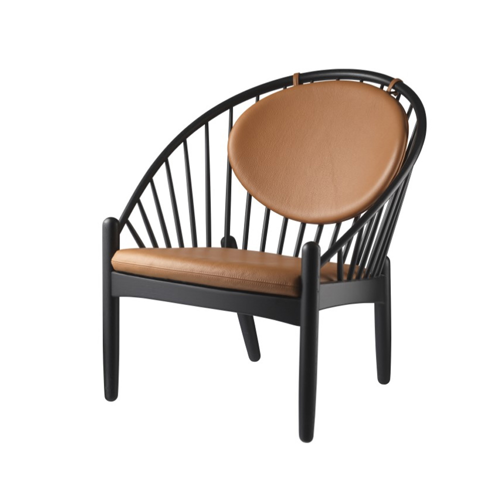 FDB_Möbler_J166_Oak_musta_maalattu_tammi_nojatuoli_pinnatuoli_Cocnac_nahka_01 - Edella