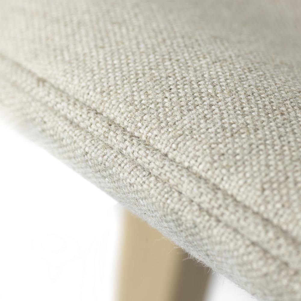 FDB_Möbler_L32_Suru_nojatuoli_Main_Line_Flax_Beige_tammi_04 - Edella