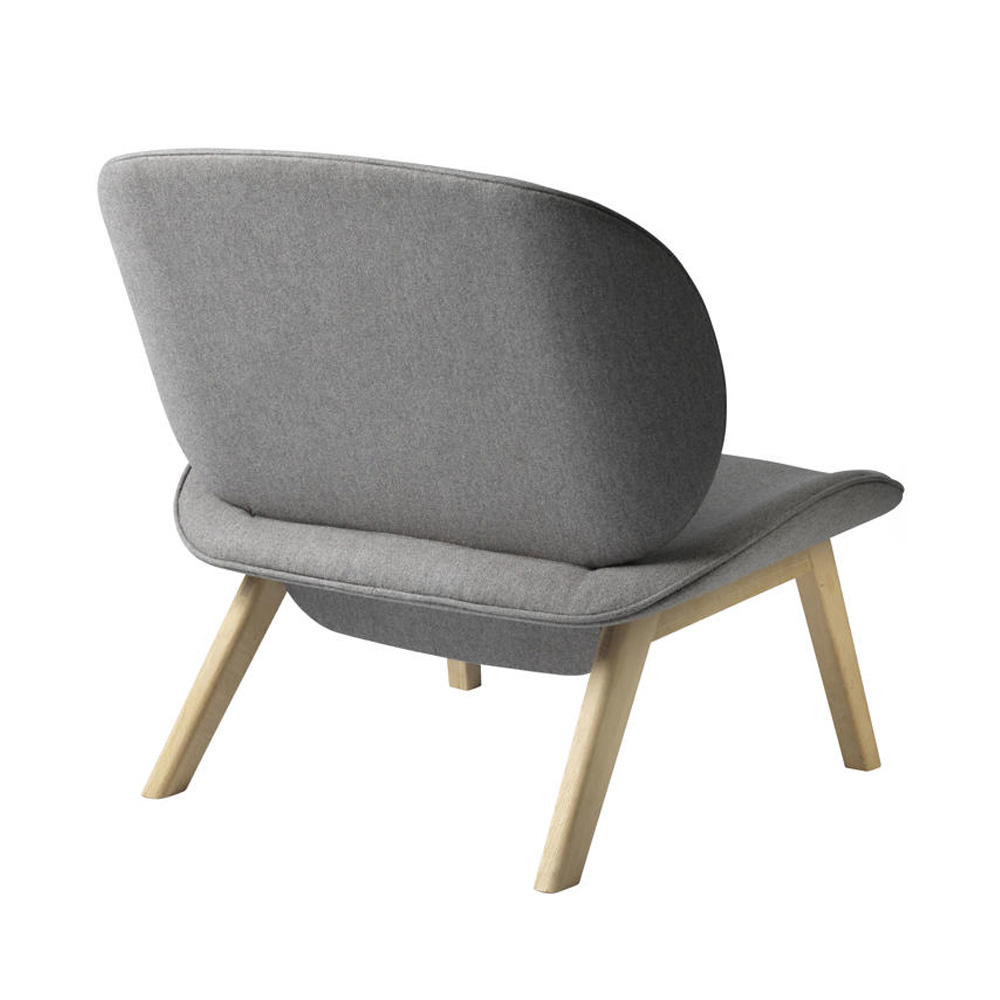 FDB_Möbler_L32_Suru_nojatuoli_Main_Line_Flax_Grey_tammi_03 - Edella