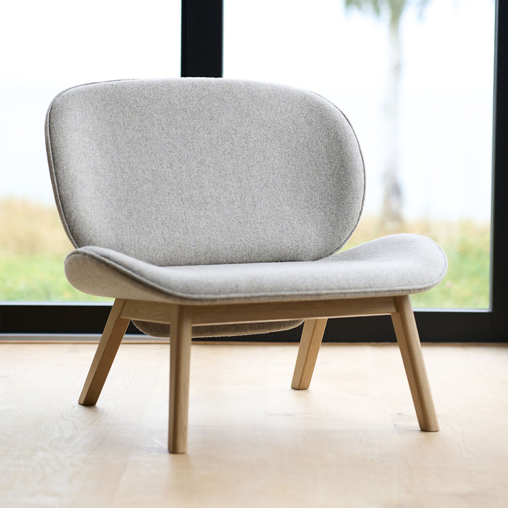 FDB_Möbler_L32_Suru_nojatuoli_Main_Line_Flax_Grey_tammi_04 - Edella