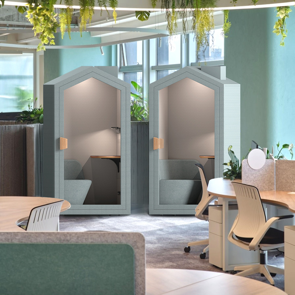 SELECTed_Cottage_POD_työskentelykoppi_vetäytymistila_hiljainen_tila_istuimella_Olive_oliivi_06 - Edella