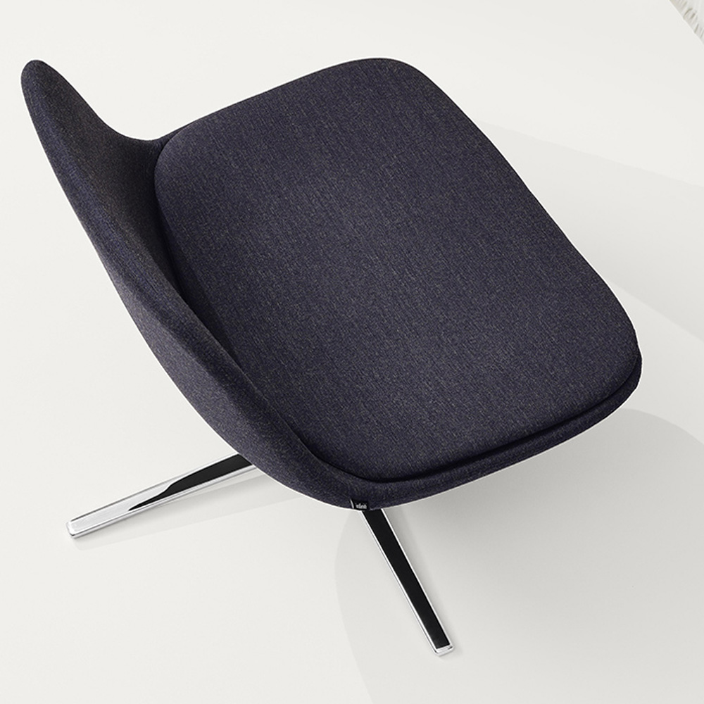 Infiniti_Pure_Loop_Lounge_verhoiltu_pyörivä_nojatuoli_loungetuoli_ristikkojalka_06 - Edella