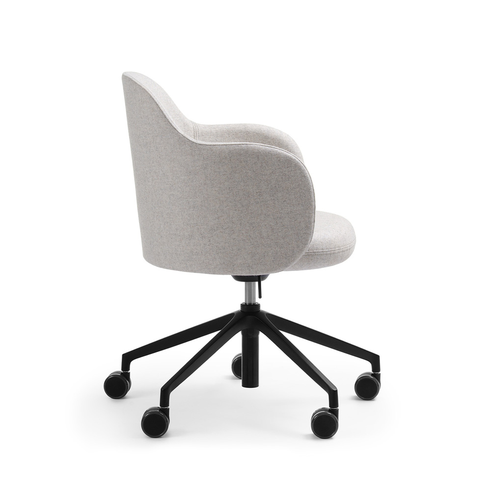 Bejot_Flos_FSKP5R_neuvottelutuoli_kokoustuoli_ristikkojalat_pyörillä_03 - Edella