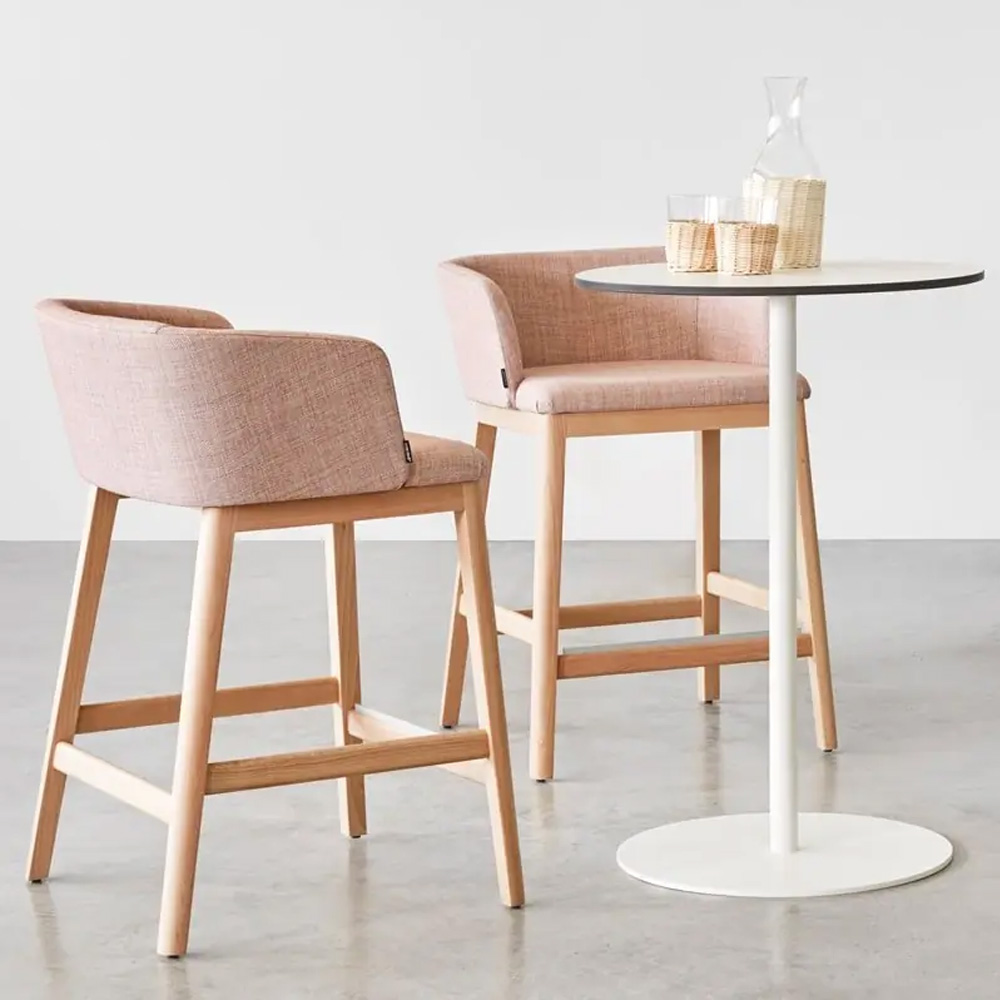 Capdell_Concord_521BM65_baarituoli_matala_tuoli_puujalat_06 - Edella