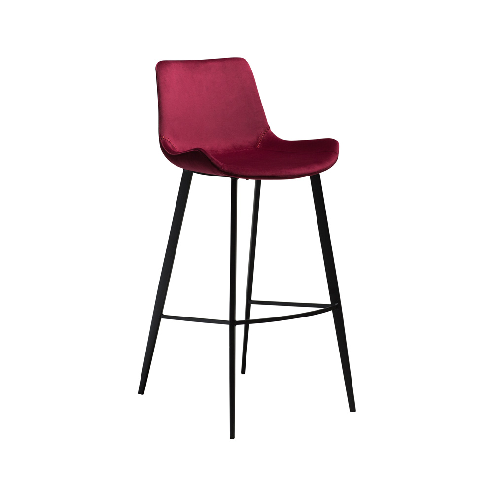 Danform_HYPE_BAR_STOOL_baarituoli_deep_ruby_velvet_w_black_legs_01 - Edella